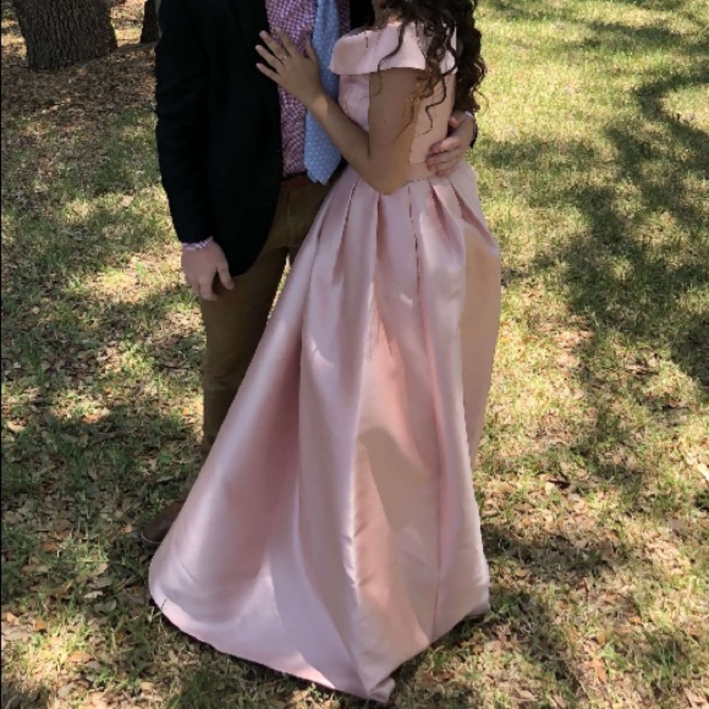 FORMAL DRESS - Picture 6 of 7